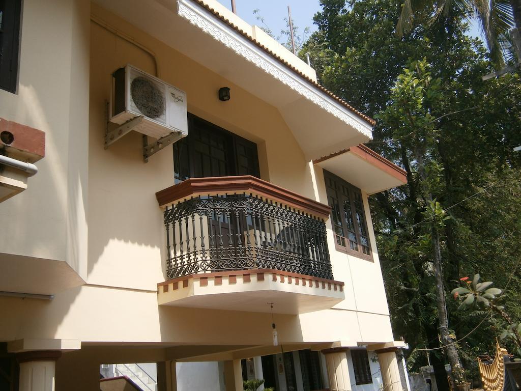 Lazar Residency Homestay Kochi Exterior foto