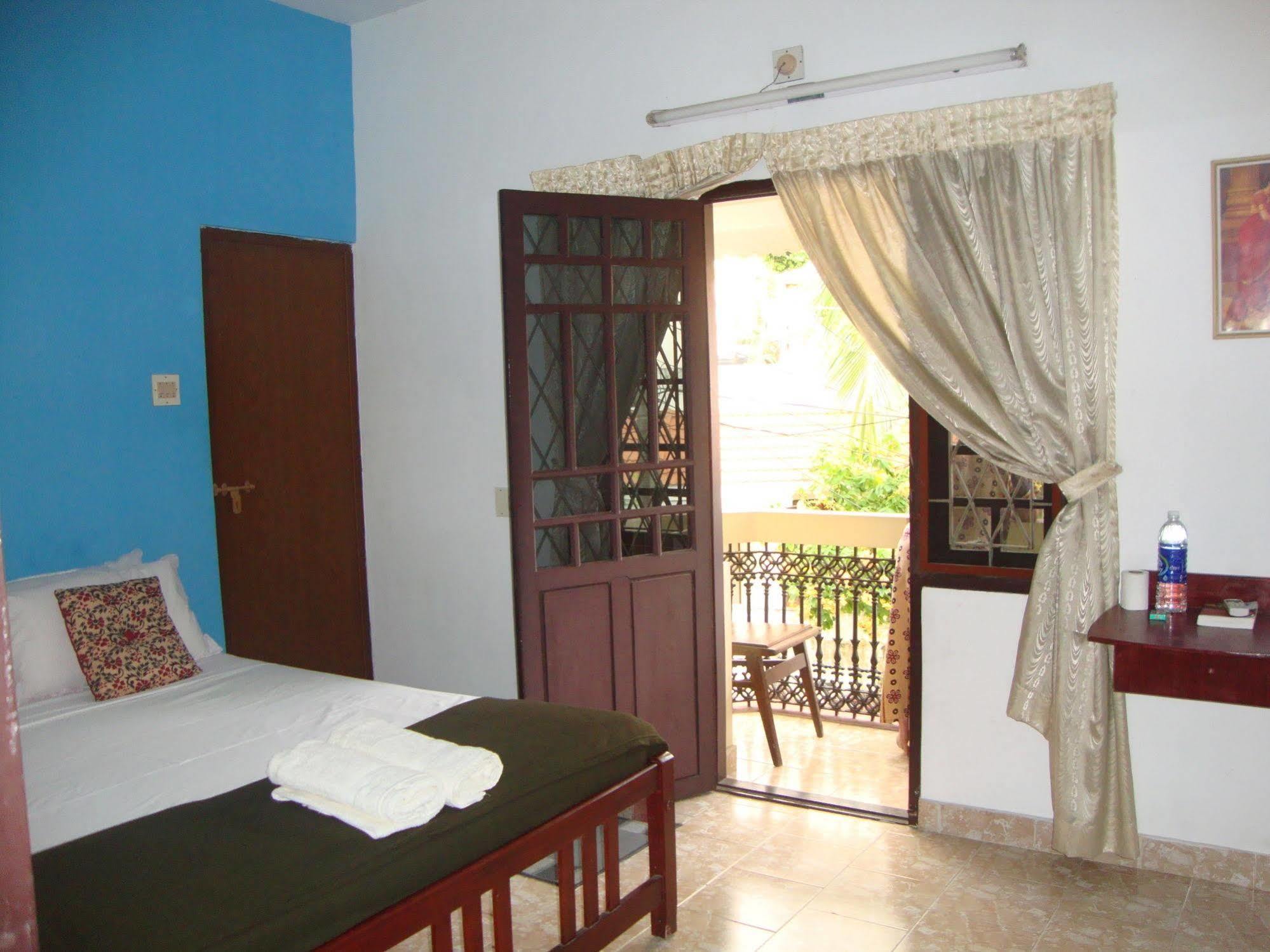 Lazar Residency Homestay Kochi Exterior foto